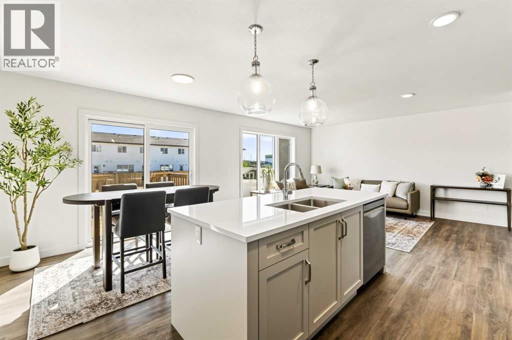 Listing photo – 130 Norseman Close, Penhold