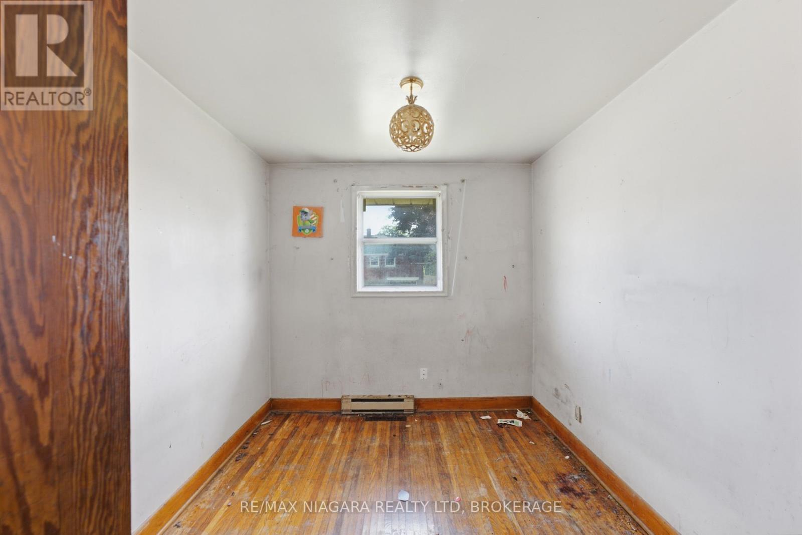 143 NORTH CRESCENT - Image 13