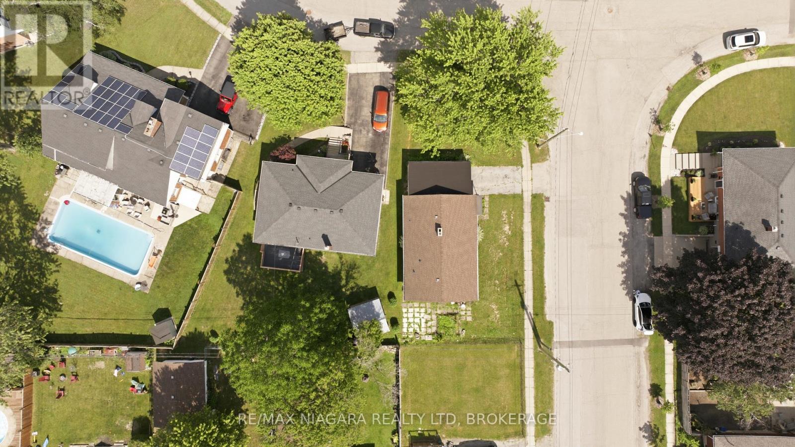 143 NORTH CRESCENT - 15