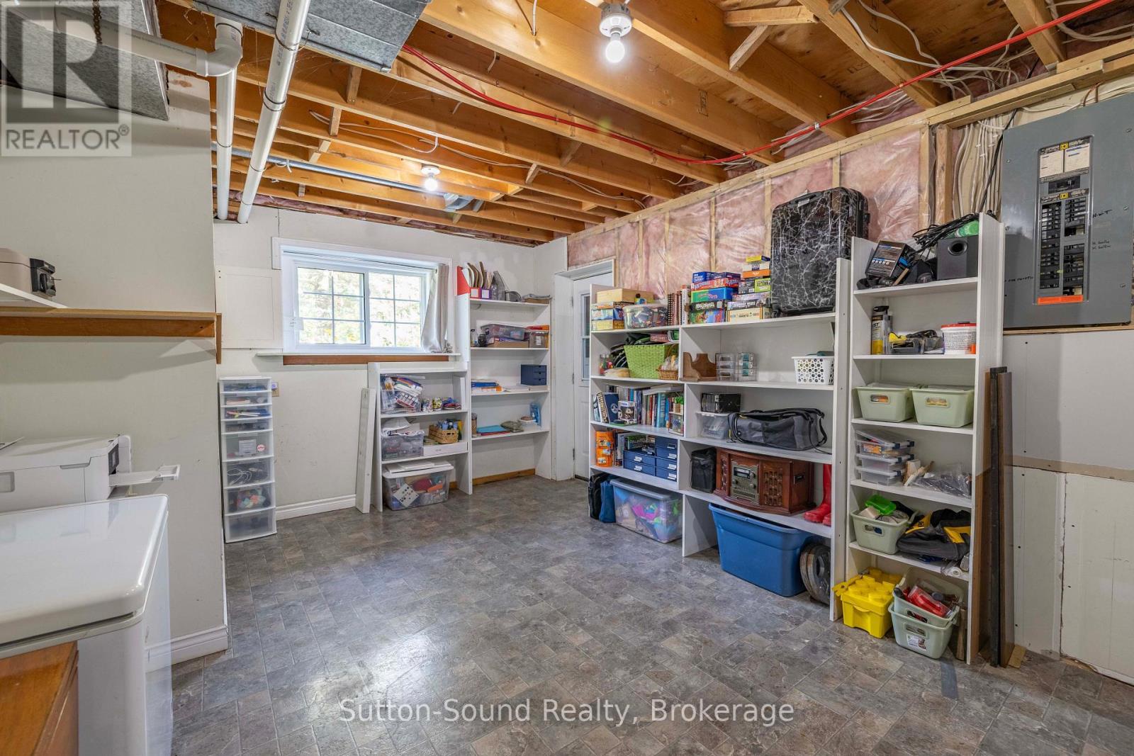 300394 GREY ROAD 170 ROAD - 33