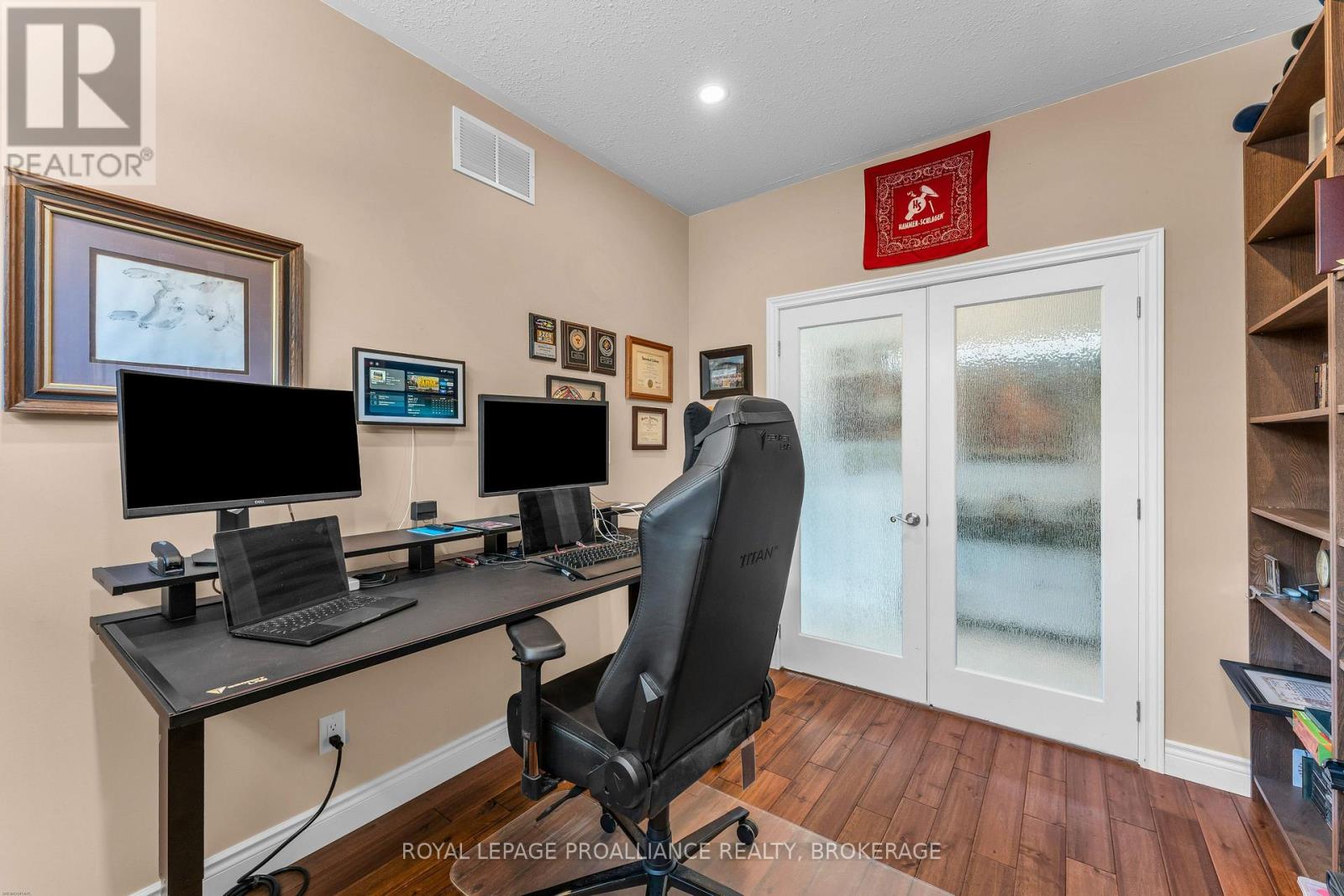 861 WINDERMERE DRIVE - Image 11