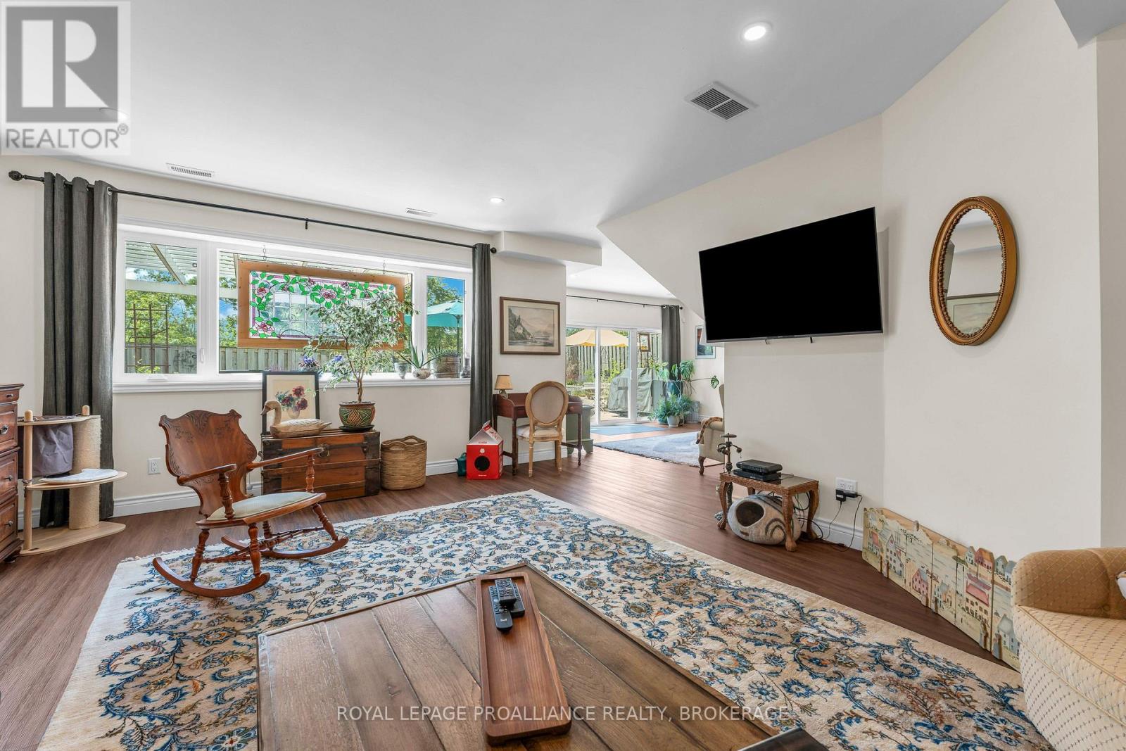 861 WINDERMERE DRIVE - Image 31