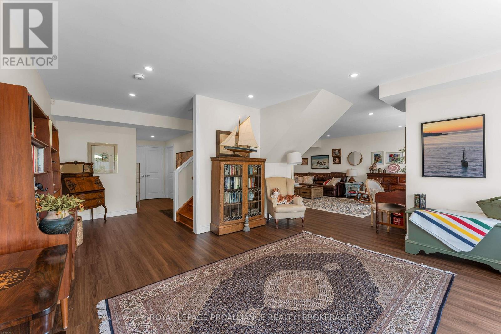 861 WINDERMERE DRIVE - Image 32
