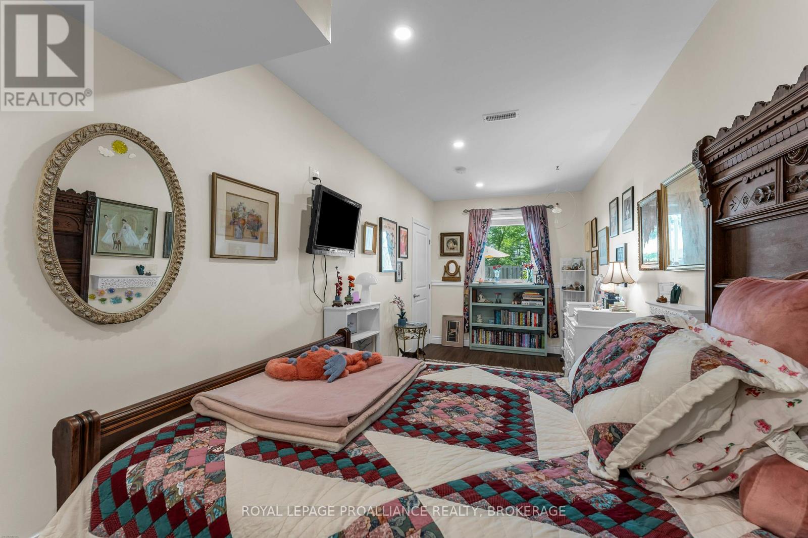861 WINDERMERE DRIVE - Image 38