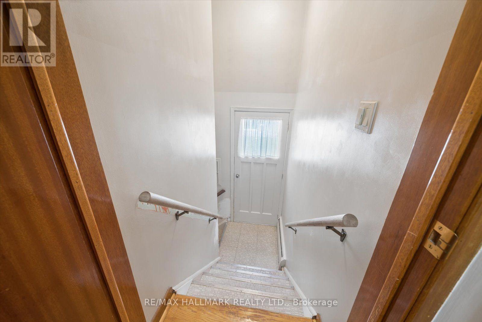 51 ALLISTER AVENUE - 26