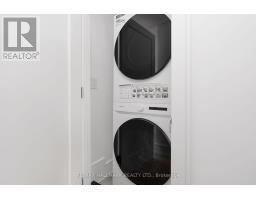 104 Yardley Avenue, Toronto, ON M4B2B1 Photo 33