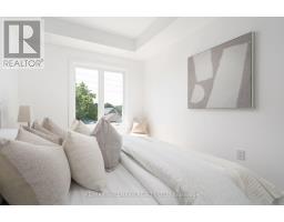104 Yardley Avenue, Toronto, ON M4B2B1 Photo 36