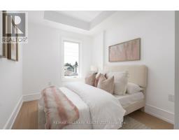 104 Yardley Avenue, Toronto, ON M4B2B1 Photo 38