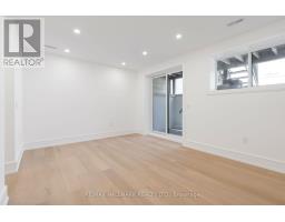 104 Yardley Avenue, Toronto, ON M4B2B1 Photo 42