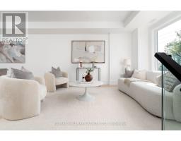 Primary Bedroom - 104 Yardley Avenue, Toronto, ON M4B2B1 Photo 6