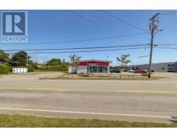 42 Starrs Road, Yarmouth, NS B5A2T4 Photo 10