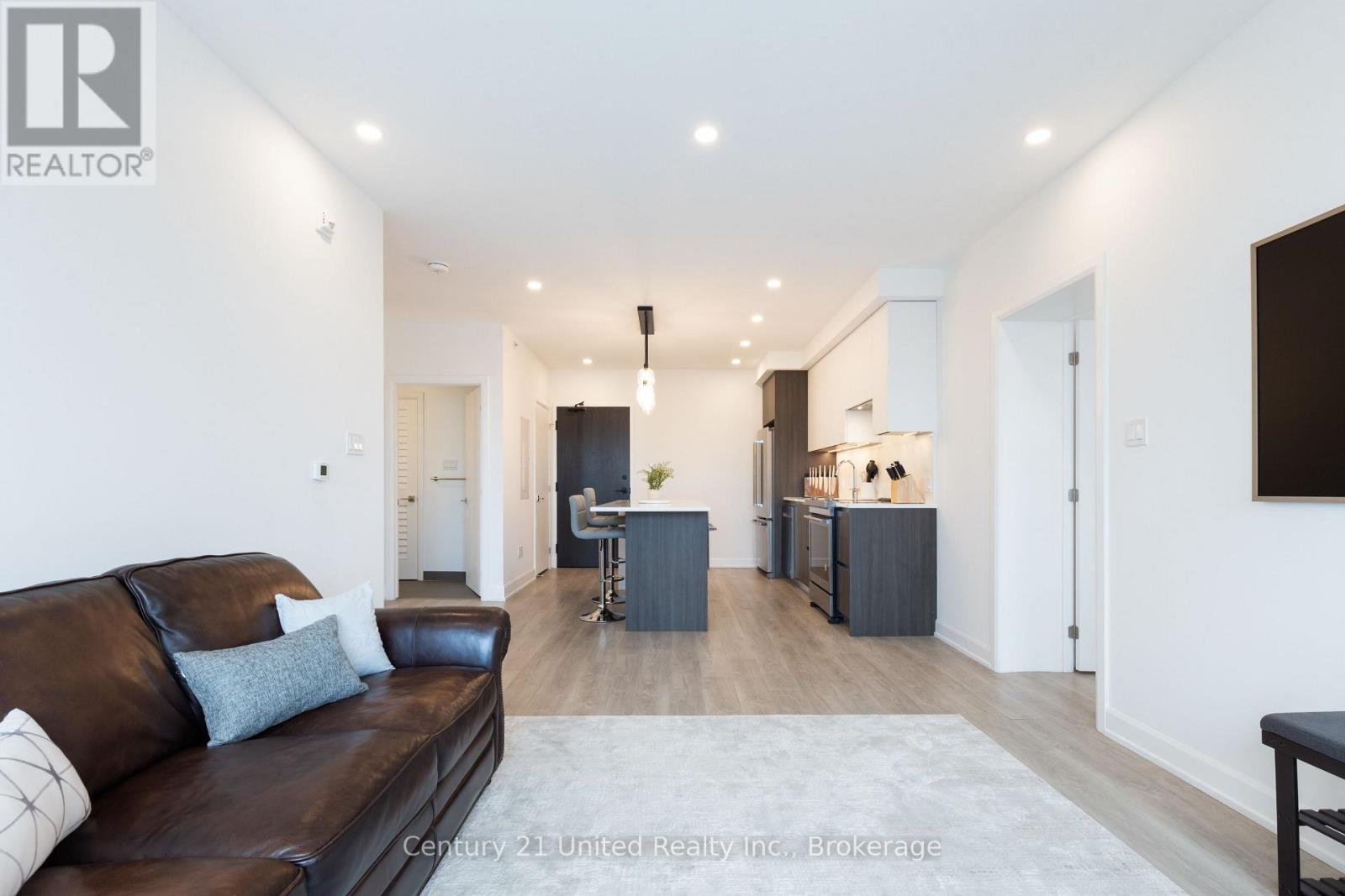 #705 195 HUNTER STREET E - 11