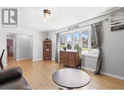 Bedroom 3 - 42 Kawartha Drive, Kawartha Lakes, ON K9V1A5 Photo 9