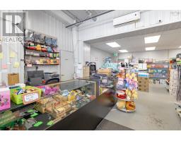 42 Starrs Road, Yarmouth, NS B5A2T4 Photo 15
