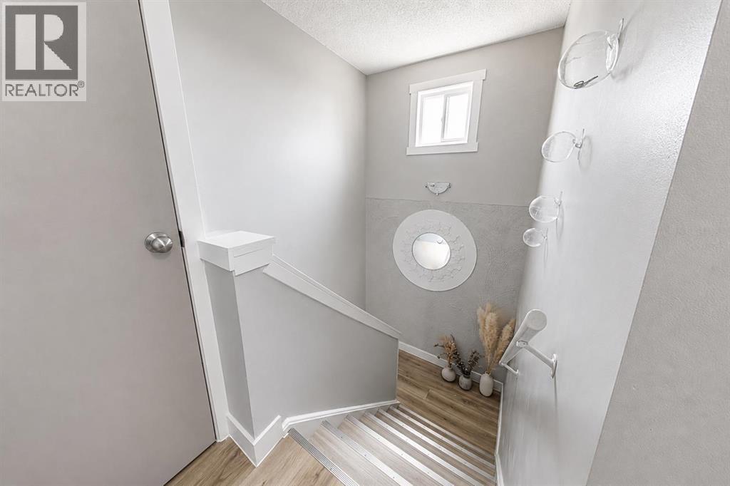 Listing photo – 516 Terrace Park, Red Deer