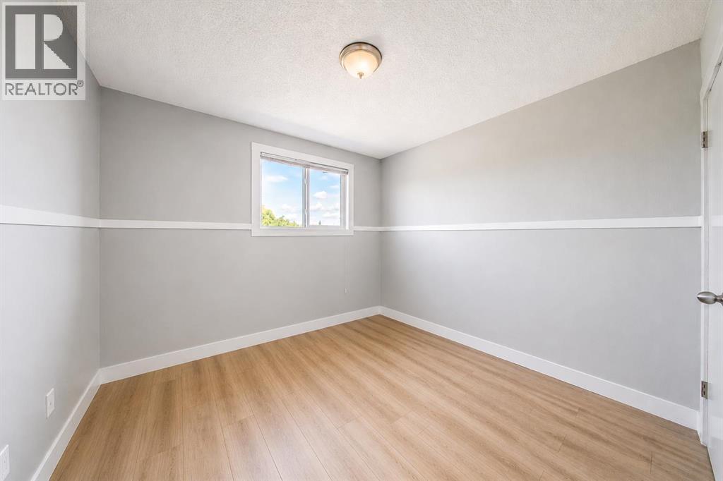 Listing photo – 516 Terrace Park, Red Deer
