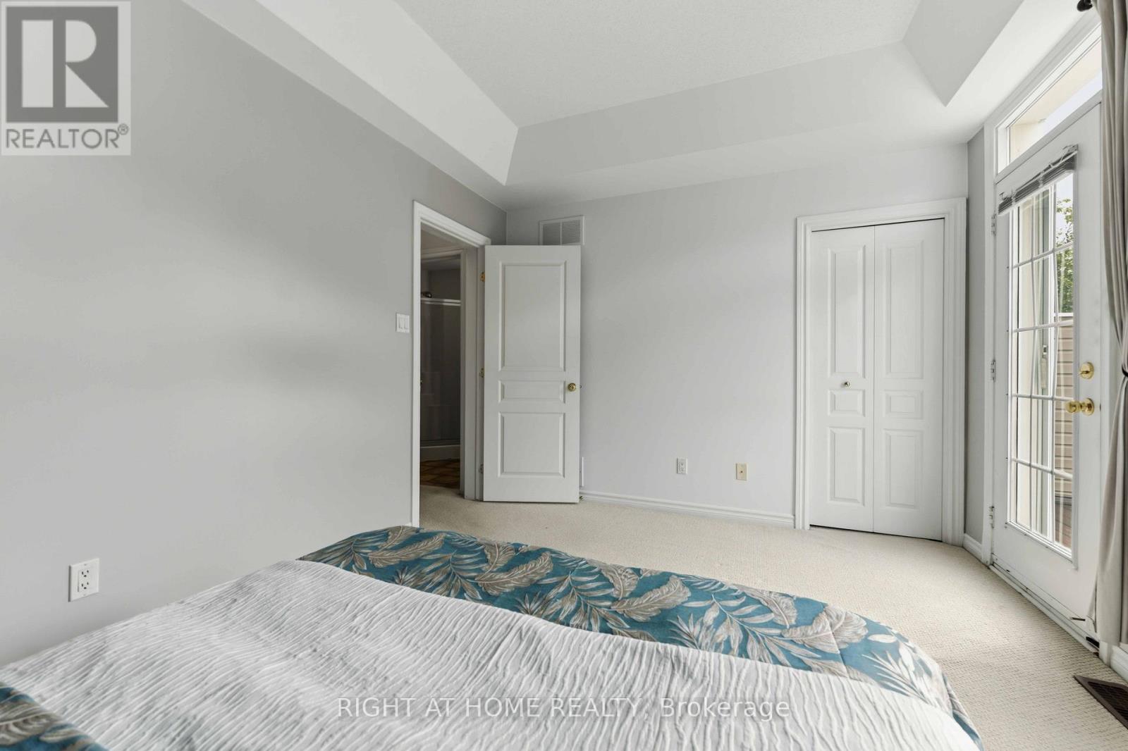 #106 1745 CAMPEAU DRIVE - 14