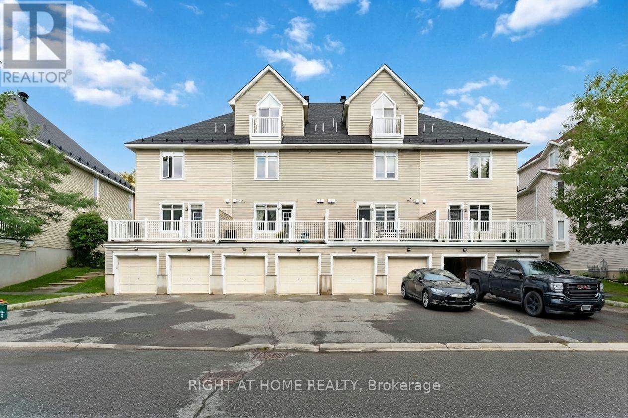 #106 1745 CAMPEAU DRIVE - 25