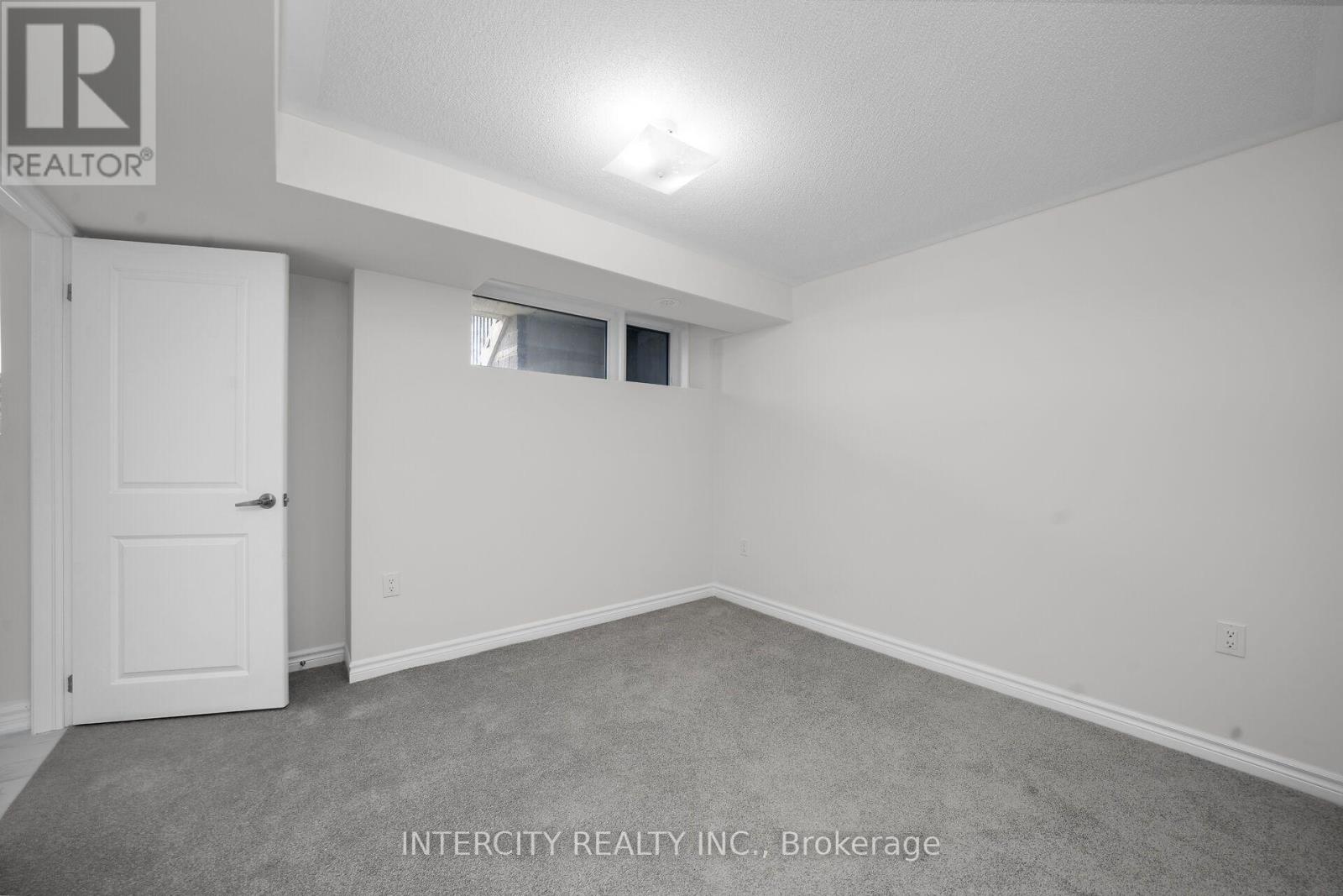 #7Z 553 TIM MANLEY AVENUE - 12