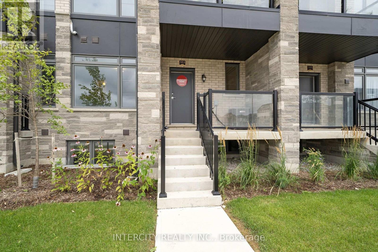 #7Z 553 TIM MANLEY AVENUE - 2