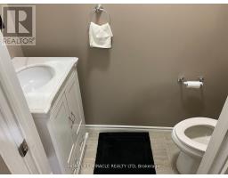 16 - 30 Hale Road, Brampton, ON L6W4N9 Photo 9