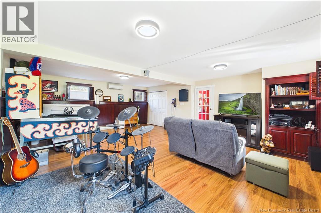 23 Pointe Aux Renards - Image 34
