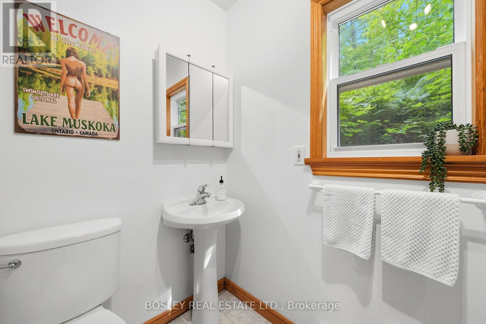 1143 RIGNALLS ROAD E - 23