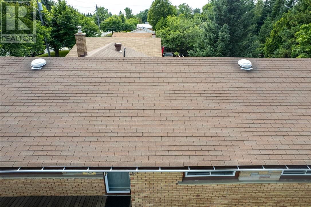 1493 Lansing Avenue - 37