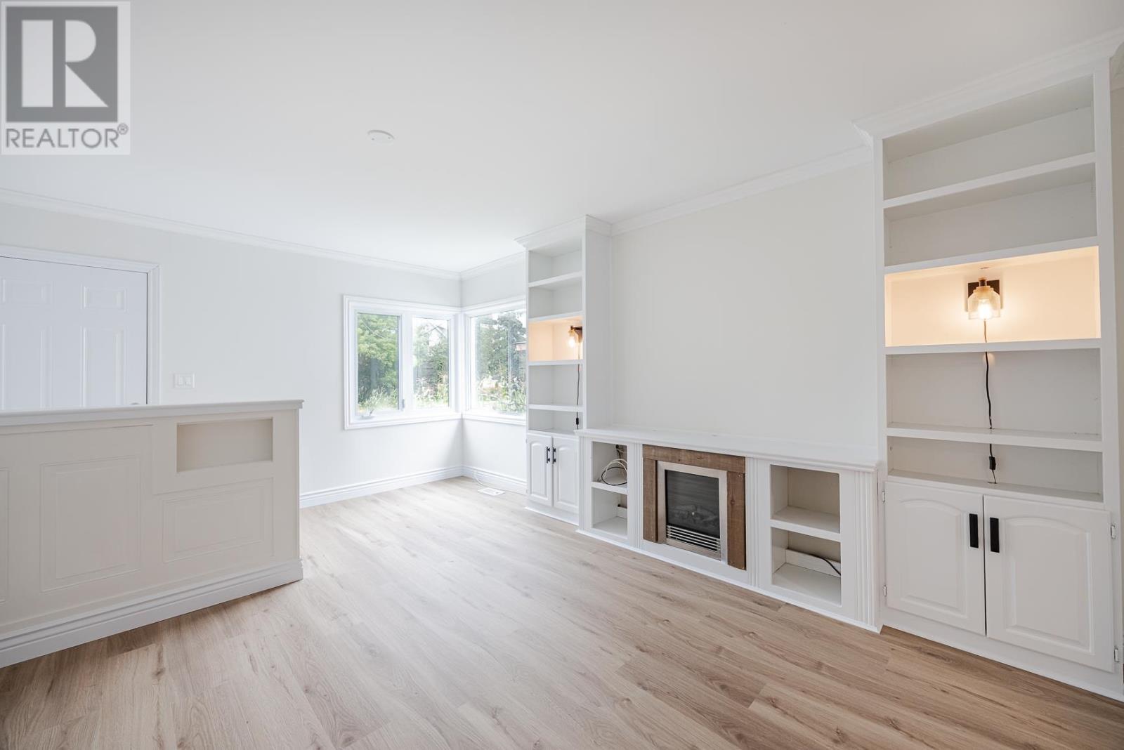 43 Salisbury AVE - 5