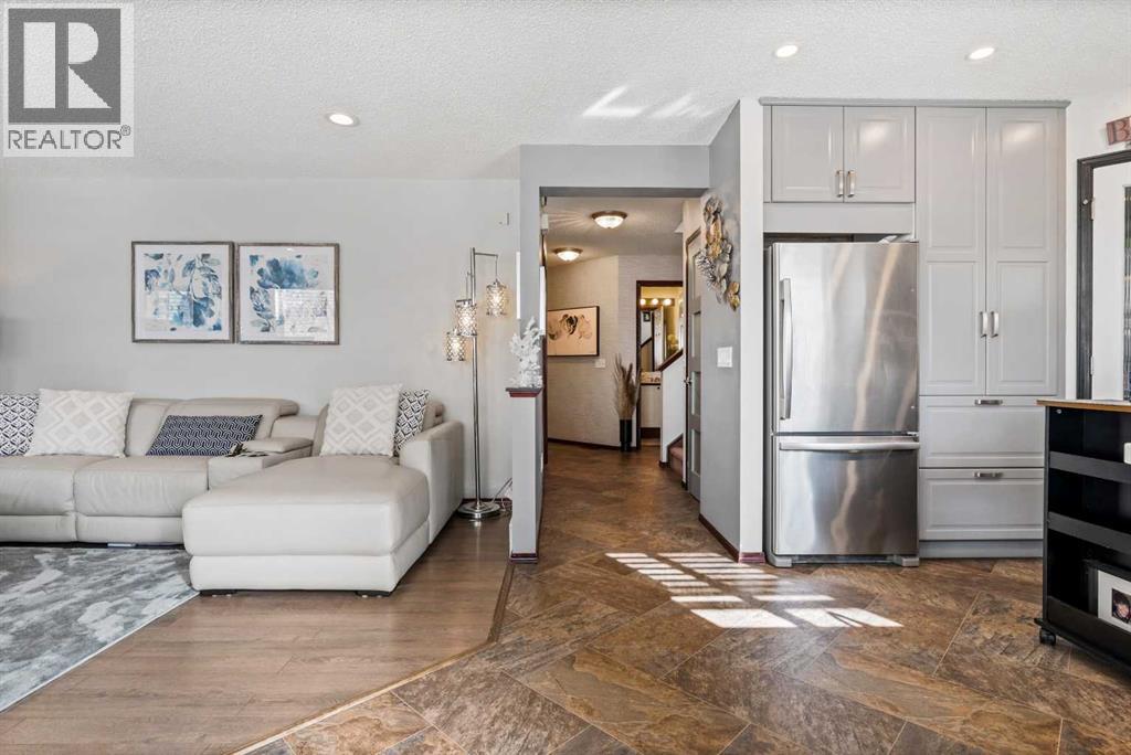 22 Hidden Valley Manor NW - 11