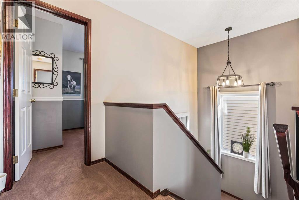 22 Hidden Valley Manor NW - 17
