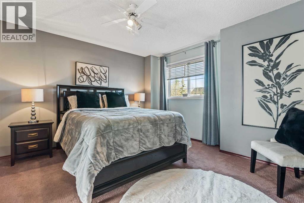 22 Hidden Valley Manor NW - 18