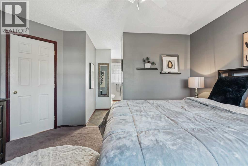 22 Hidden Valley Manor NW - 20