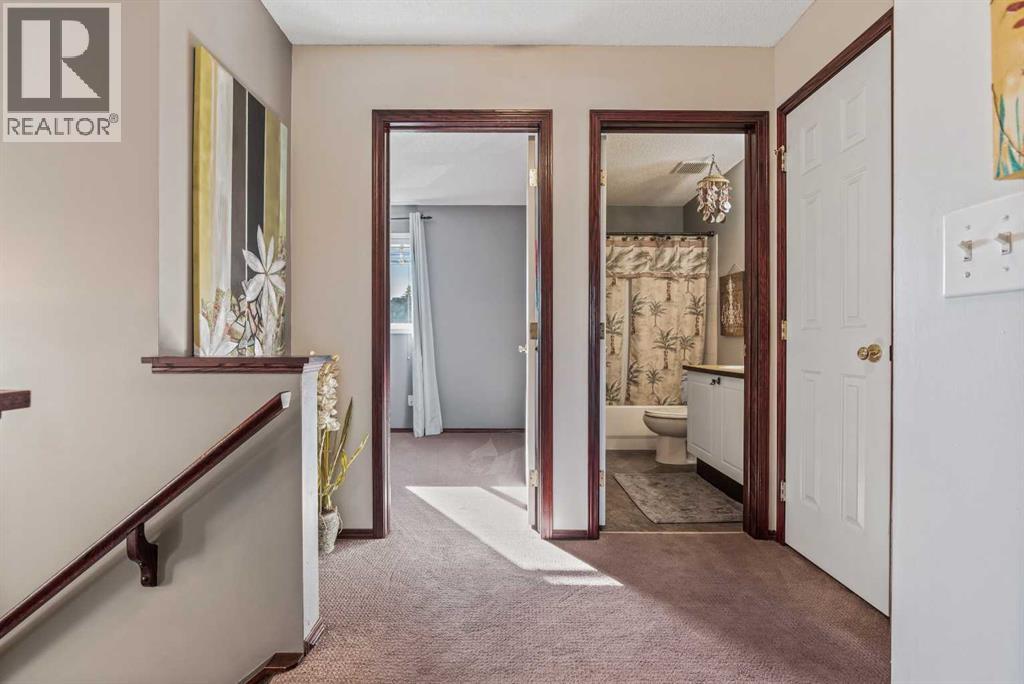 22 Hidden Valley Manor NW - 23