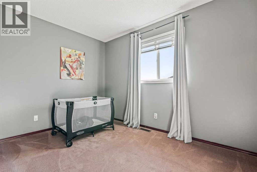 22 Hidden Valley Manor NW - 24