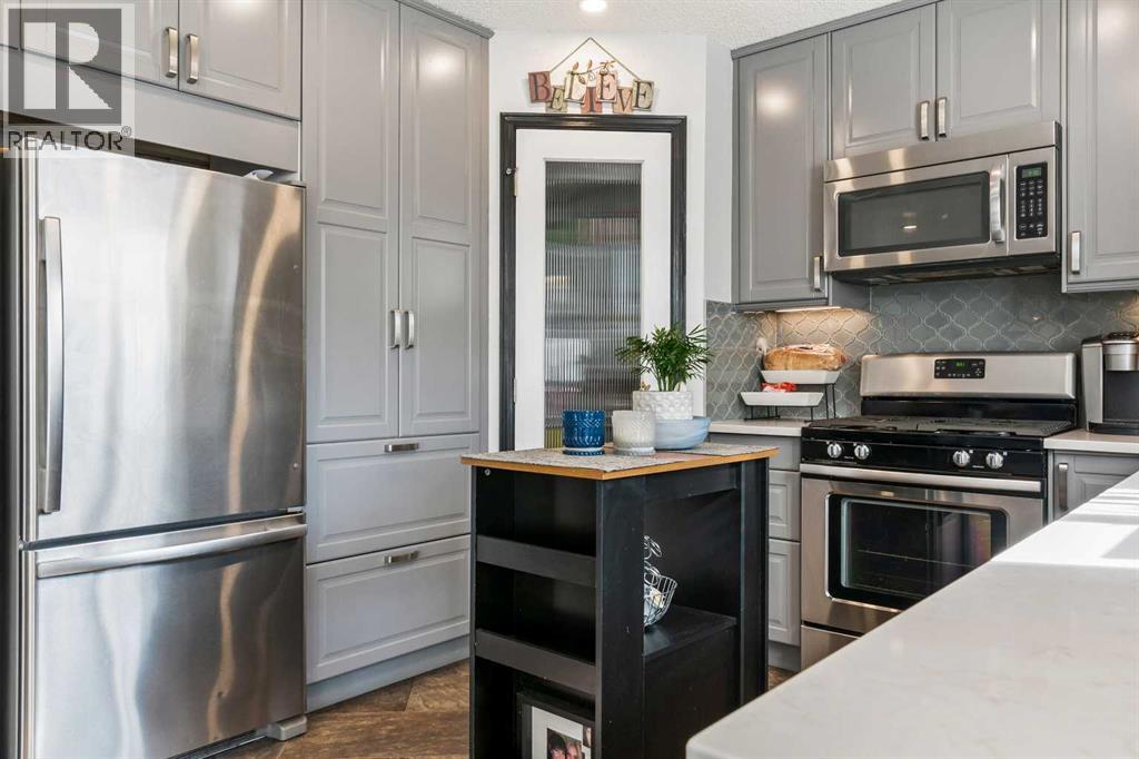 22 Hidden Valley Manor NW - 9