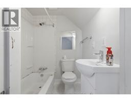Bedroom - 1021 Wellington Avenue, Windsor, ON N9A5K2 Photo 11
