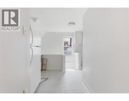 Laundry room - 1021 Wellington Avenue, Windsor, ON N9A5K2 Photo 6