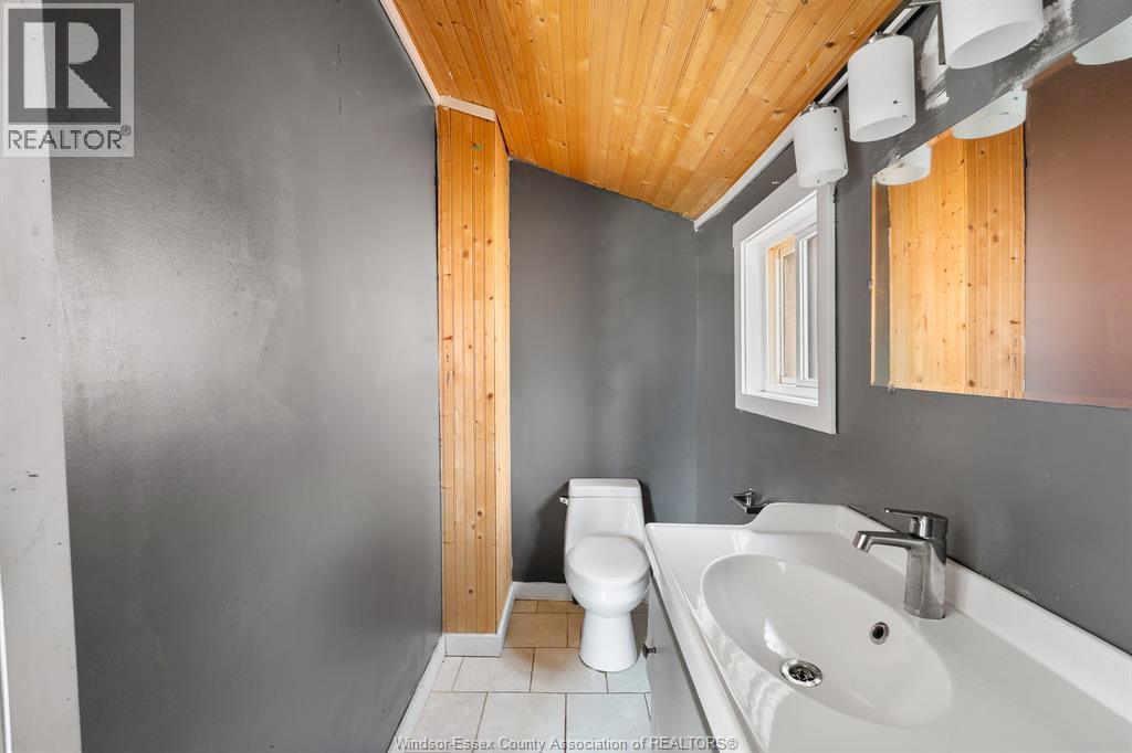 1074 HICKORY ROAD - 15