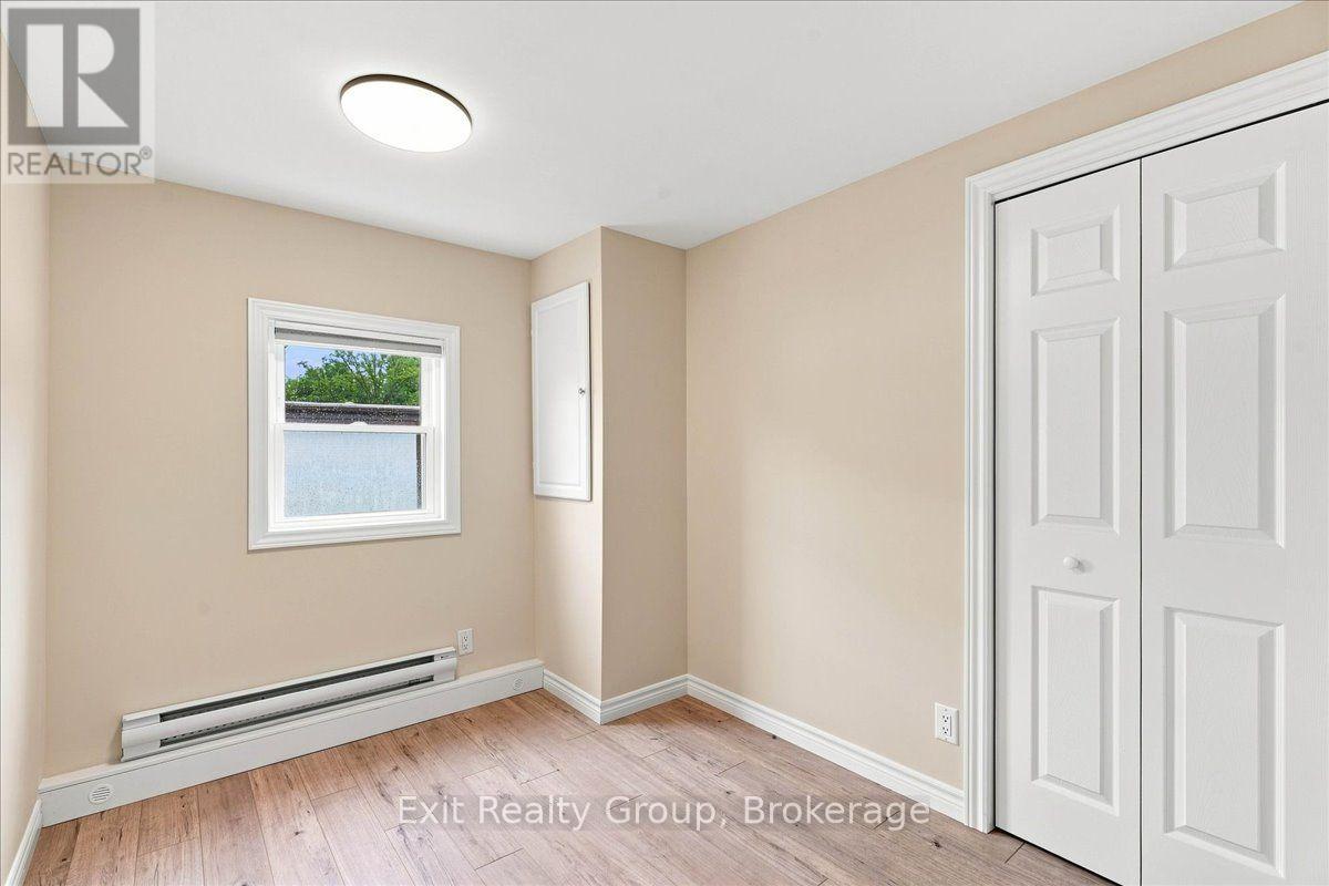 14 NIGHTINGALE LANE - Image 15