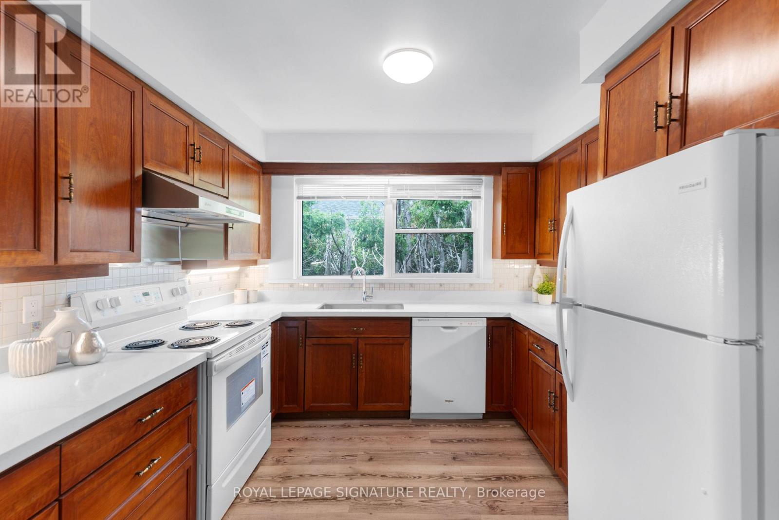 43 VIAMEDE CRESCENT - 10