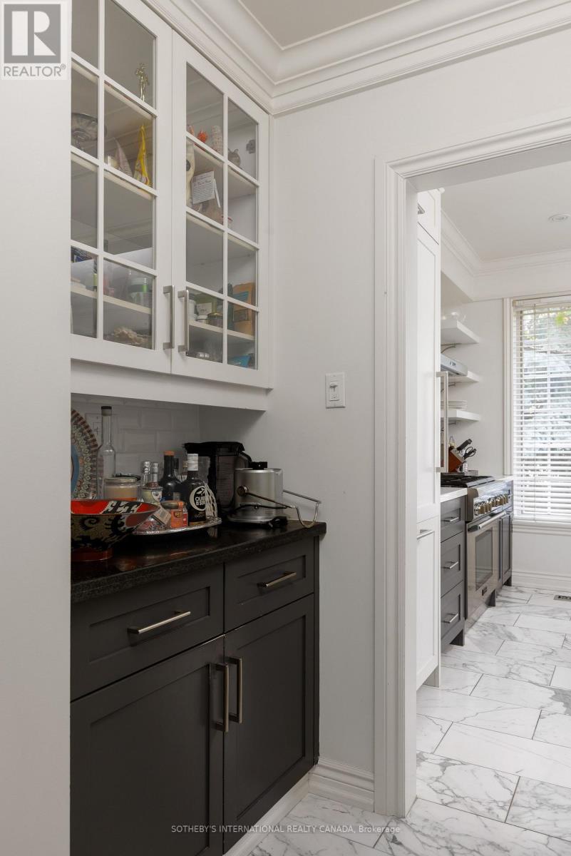 18A DEER PARK CRESCENT - Image 12