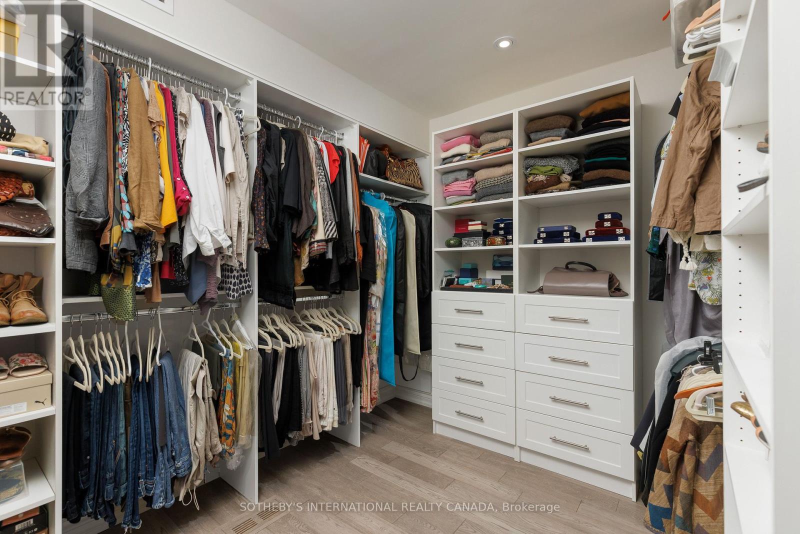 18A DEER PARK CRESCENT - Image 23