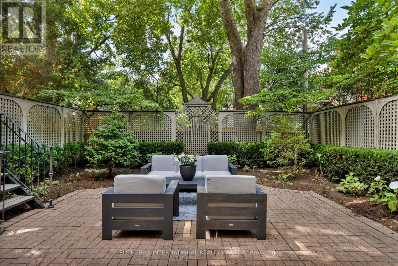 18A DEER PARK CRESCENT - Image 35