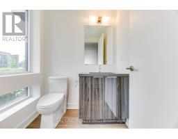 42 Sonic Way, Toronto, ON M3C0P3 Photo 20