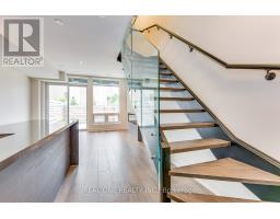 42 Sonic Way, Toronto, ON M3C0P3 Photo 21