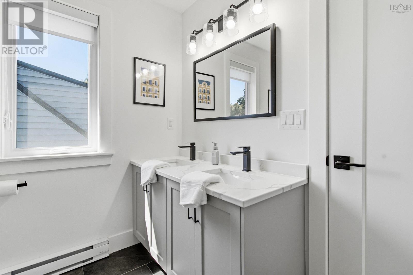 Property 22 of 40 of 13B Central Avenue