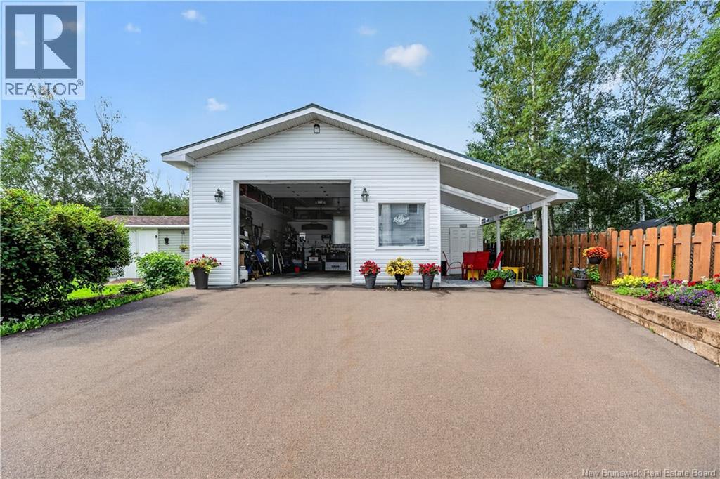 16 Briarlea Drive - 9