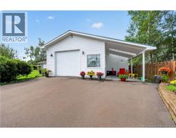 4pc Bathroom - 16 Briarlea Drive, Moncton, NB E1G2E9 Photo 8