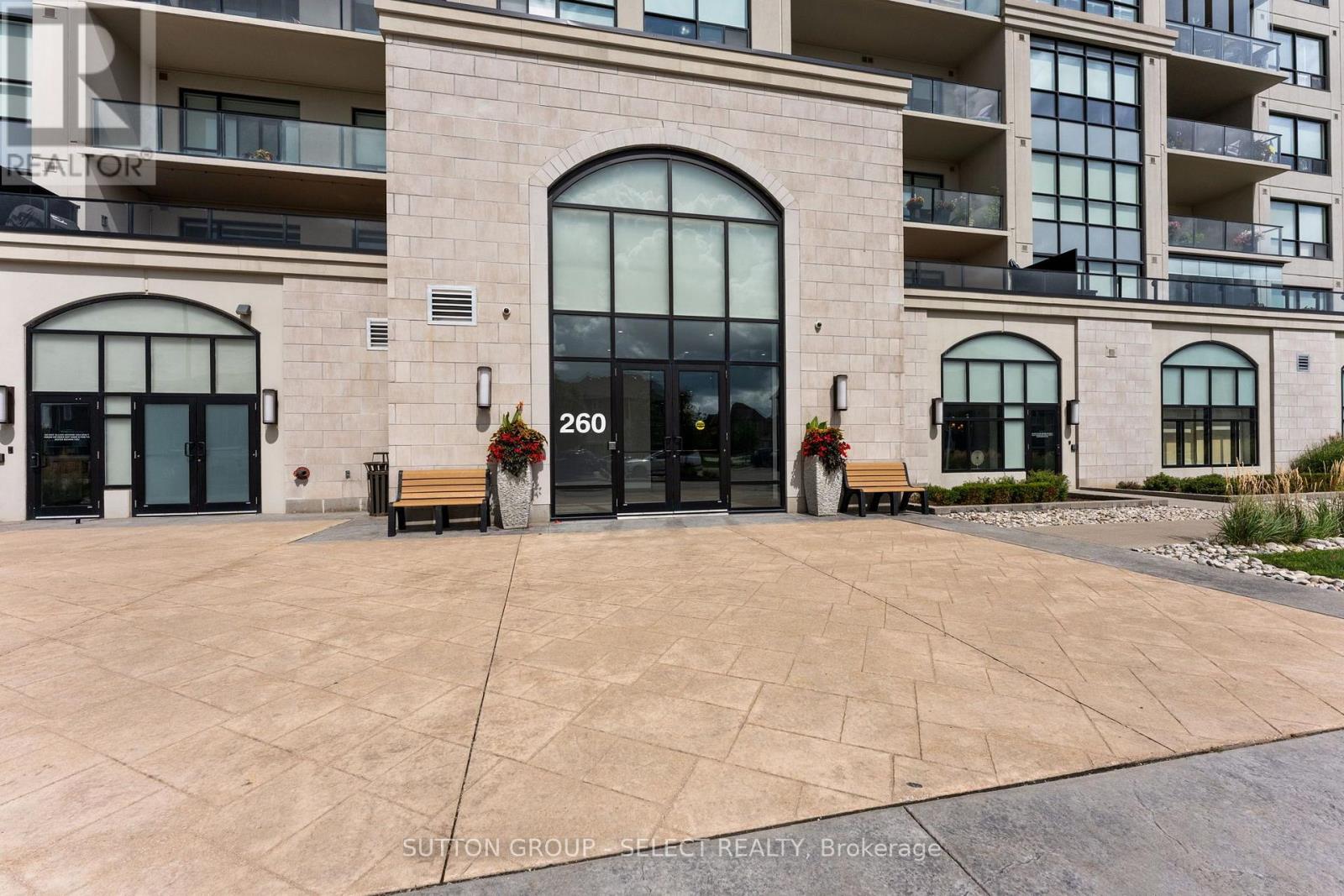 #209 260 VILLAGEWALK BOULEVARD - 2